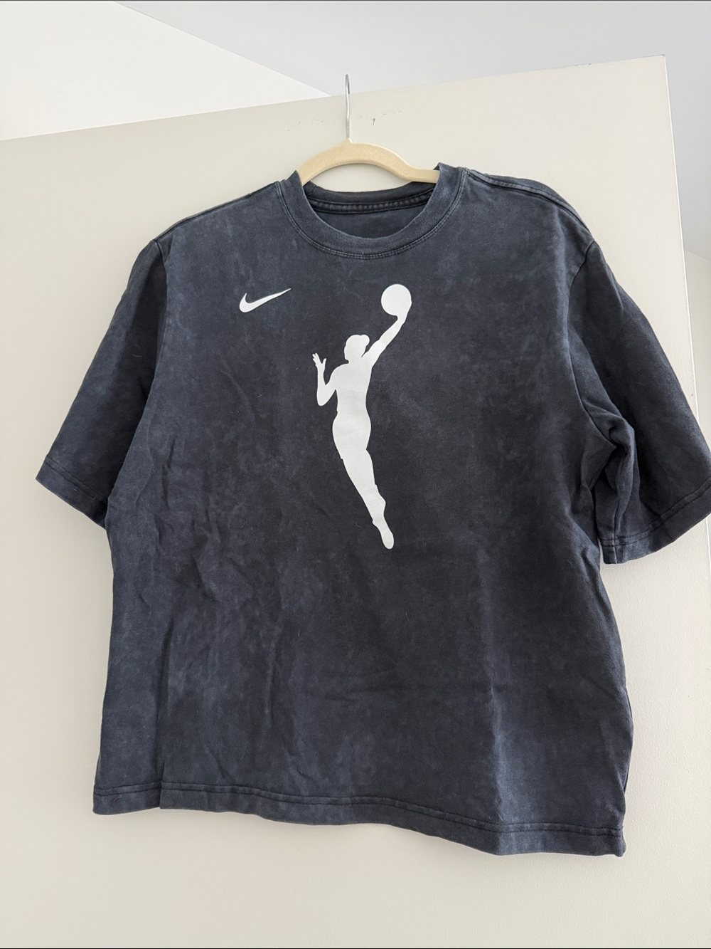 WNBA Black Short-Sleeve oversized cropped T size S